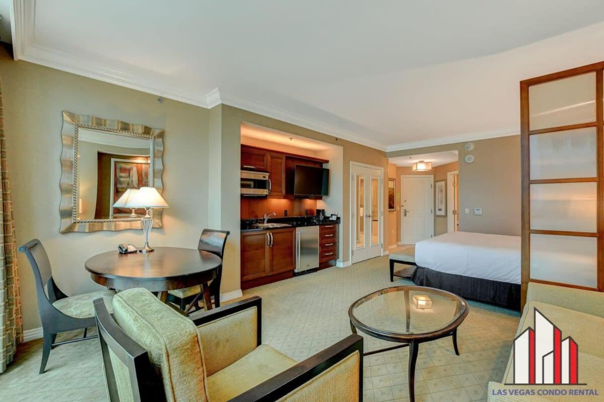 Mgm Signature-24-709 Strip View Jacuzzi Studio Las Vegas Buitenkant foto